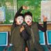 Dua siswa kelas 4, Muhammad Putra Zamon dan Reyzaldy, sukses meraih Juara 1 cabang pantomim FLS3N. (Istimewa)