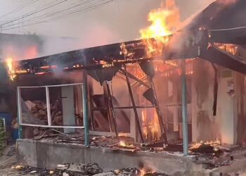 Peristiwa kebakaran terjadi di sebuah rumah yang berada di Jalan P Suryanata, Gang Pemula RT 19, Kelurahan Bontang Baru,