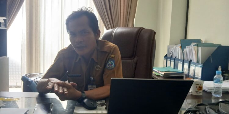Kepala Bidang Pembinaan Ketenagaan Guru dan Tenaga Kependidikan Disdikbud Bontang, Ishak Karangan