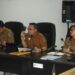 Kepala Dinas Koperasi, Usaha Mikro, Perindustrian, dan Perdagangan (DKUMPP) Kota Bontang adalah Eko Arisandi (tengah)