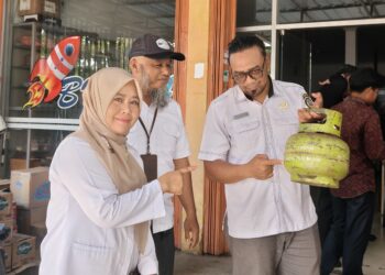 Monitoring dilakukan Dinas Koperasi, Usaha Mikro, Perindustrian dan Perdagangan (DKUMPP) Kota Bontang bersama PT Pertamina Patra Niaga dan Bagian Perekonomian dan Sumber Daya Alam (PSDA), Rabu (10/6/2026)
