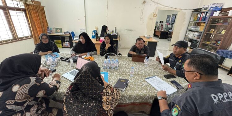 DPPKB Kutai Timur melakukan kunjungan kerja ke Dinas Pemberdayaan Perempuan dan Perlindungan Anak, Pengendalian Penduduk dan Keluarga Berencana (DP3AP2KB) Kalimantan Timur di Samarinda,