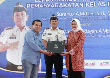 Wakil Wali Kota Bontang, Agus Haris, menghadiri acara serah terima jabatan (sertijab) dan lepas sambut Kepala Lembaga Pemasyarakatan (Lapas) Kelas IIA Bontang