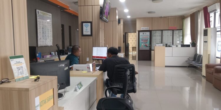 Pelayanan di Kantor DPMPTSP Bontang