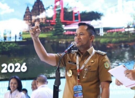 Gubernur Rudy Mas'ud