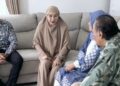Mantan Bupati Kutai Kartanegara, Rita Widyasari, menghadap Sultan Aji Muhammad Arifin