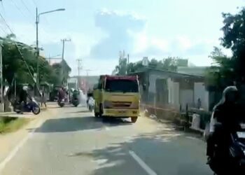 Keluhan warga terkait debu yang ditimbulkan dari pekerjaan pembangunan drainase