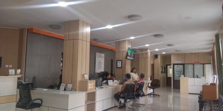 Kondisi layanan di Kantor DPMPTSP Bontang
