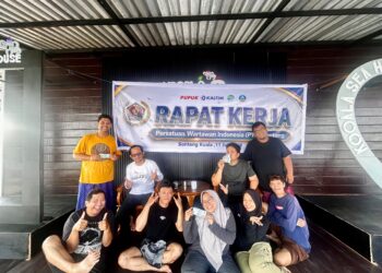 Pengurus Persatuan Wartawan Indonesia (PWI) Kota Bontang menggelar Rapat Kerja (Raker) di Kooala Seahouse (Vila Kooala) Bontang Kuala, Sabtu (11/7/2026).