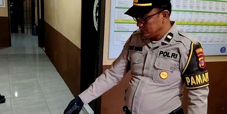 Polisi perlihatkan alat bukti